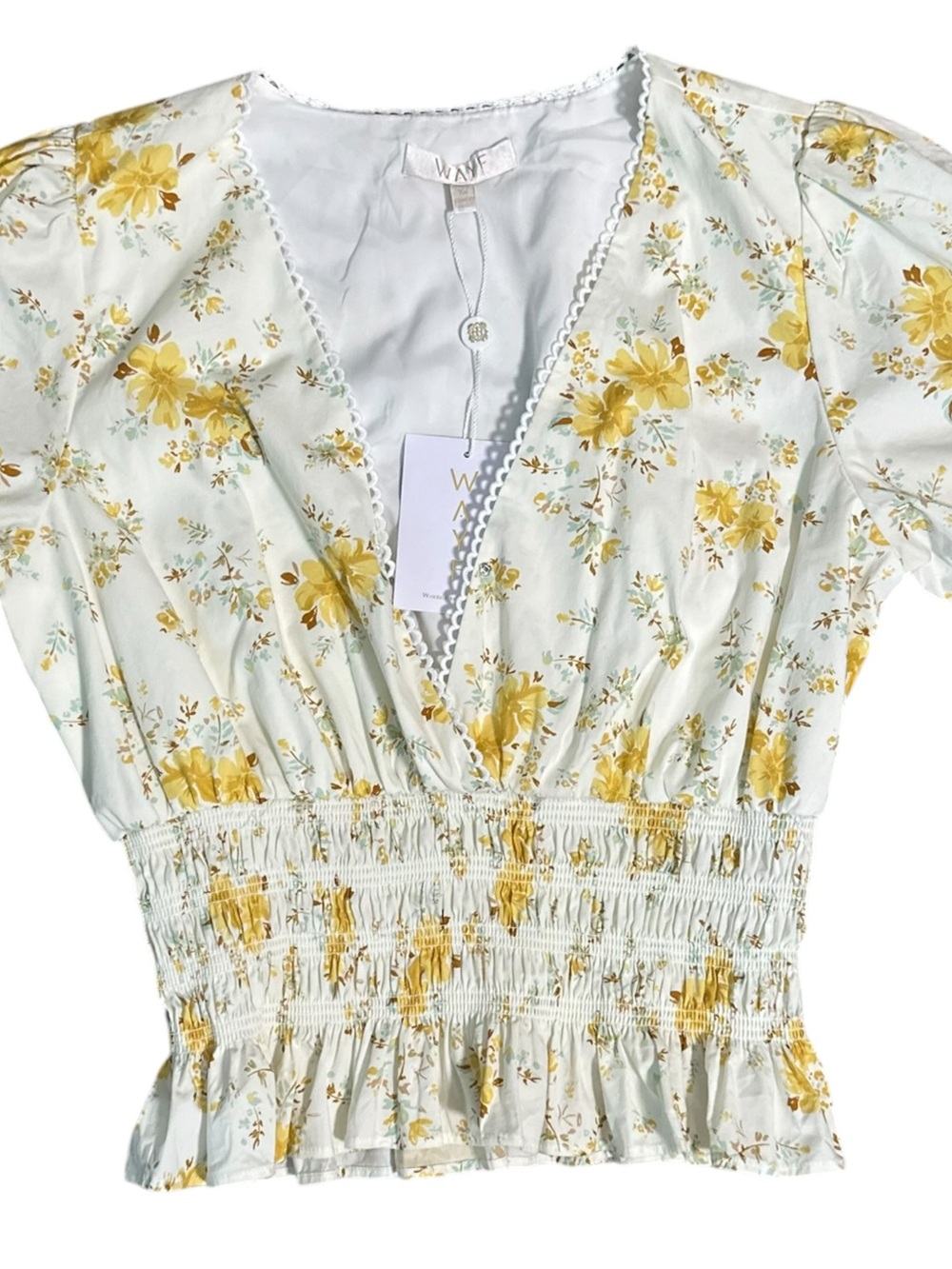Wayf Smocked Crop Blouse Floral Print Size Medium - Picture 3 of 6